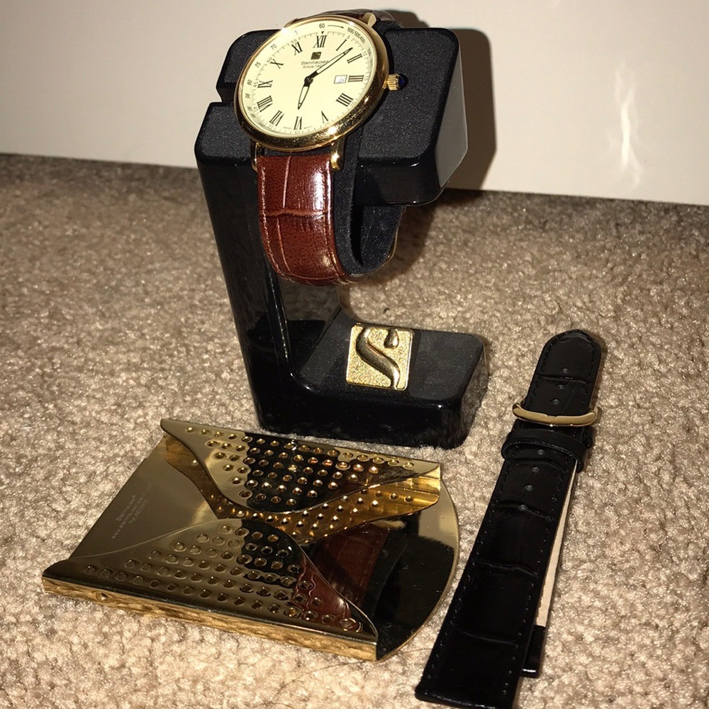 Steinhausen gold watch, money clip and pin